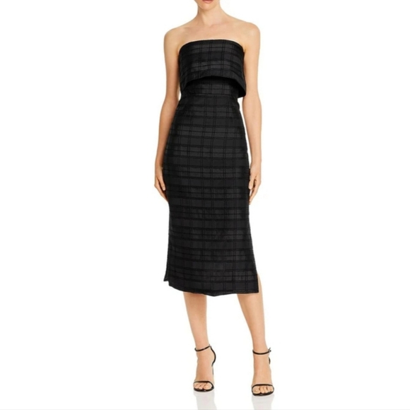 C/MEO Collective Dresses & Skirts - 🔥C/Meo Collective Strapless Cocktail Dress